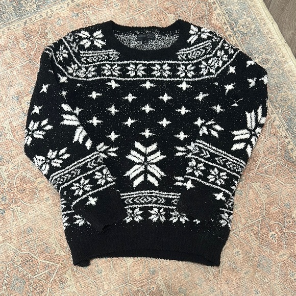 Barefoot Cozy Chic Seaside Black and White Crewneck Sweater - Picture 2 of 6